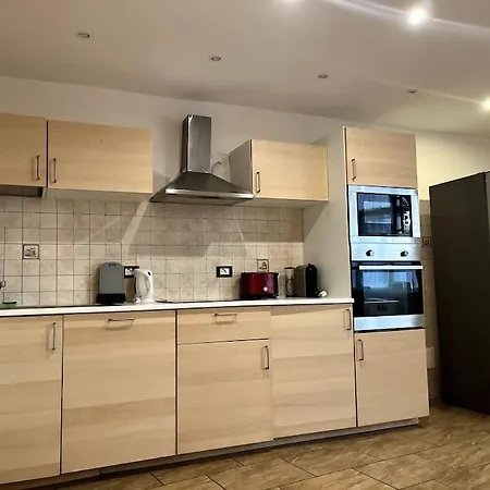 3bdr Duplex Apartament *