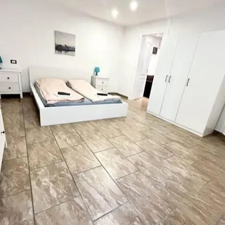 3bdr Duplex Apartament *